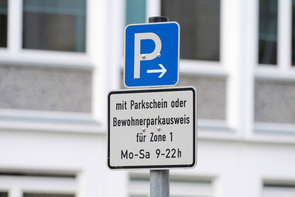 Parkschild, das auf eine Anwohnerparkzone hinweist