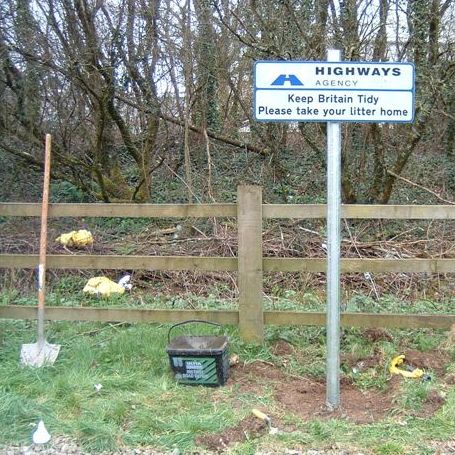 Install a replacement for a damaged or rusted post in 20 minutes...